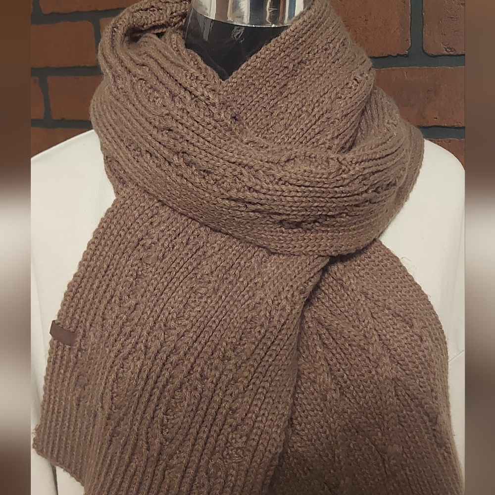 Barts Cozy Olive Cable knit Scarf